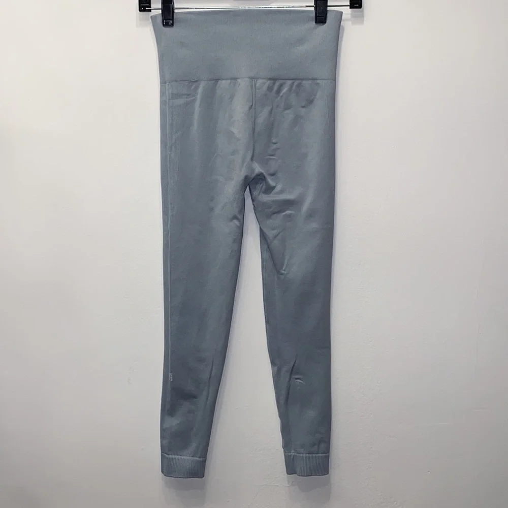 WeWoreWhat Light Blue Leggings - Picture 9 of 14